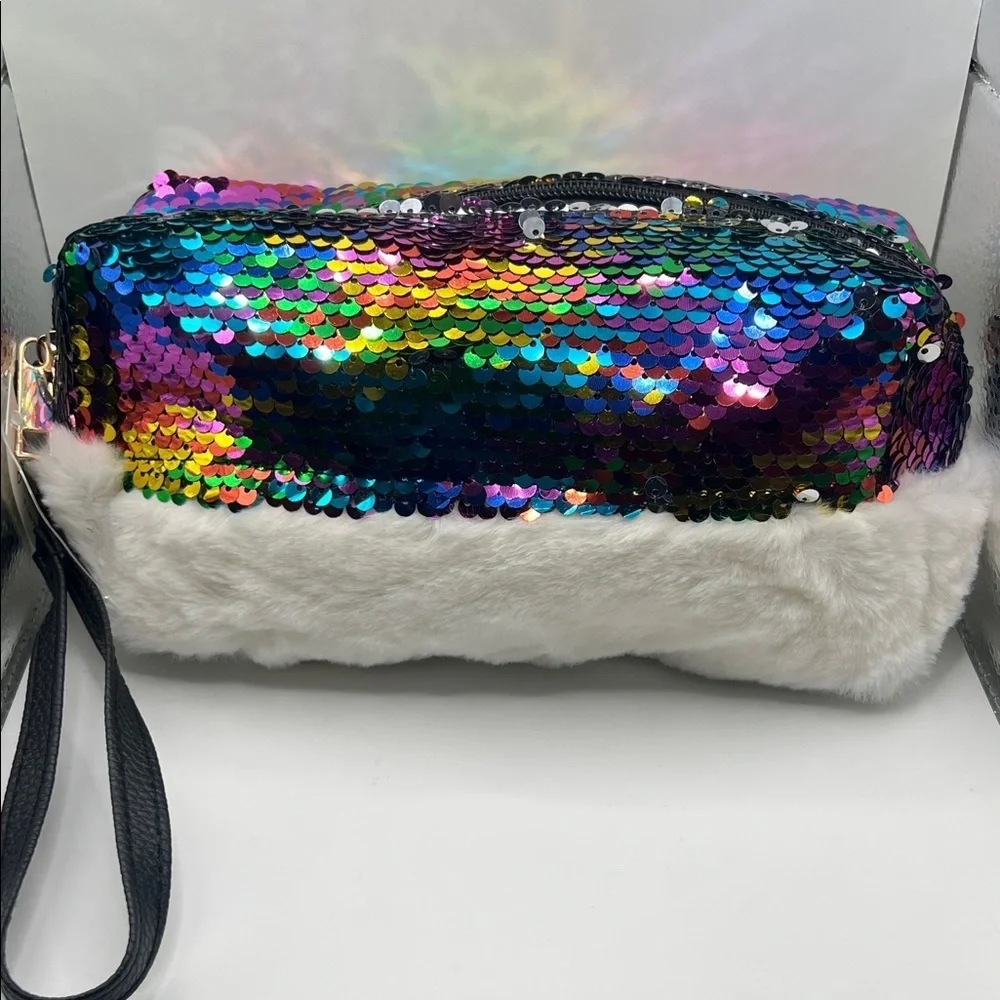 263. Sequin and Faux Fur Women's Makeup Bag